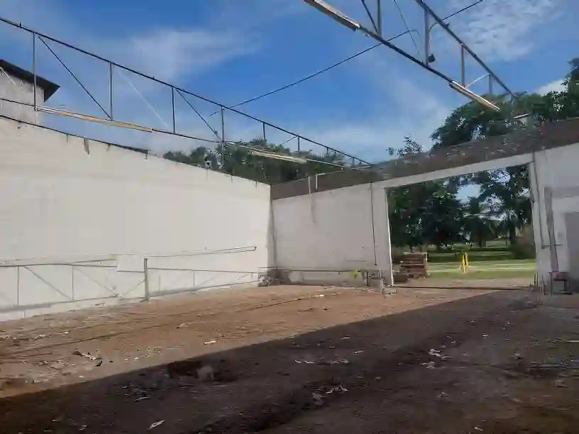 An alternative description of the cover image